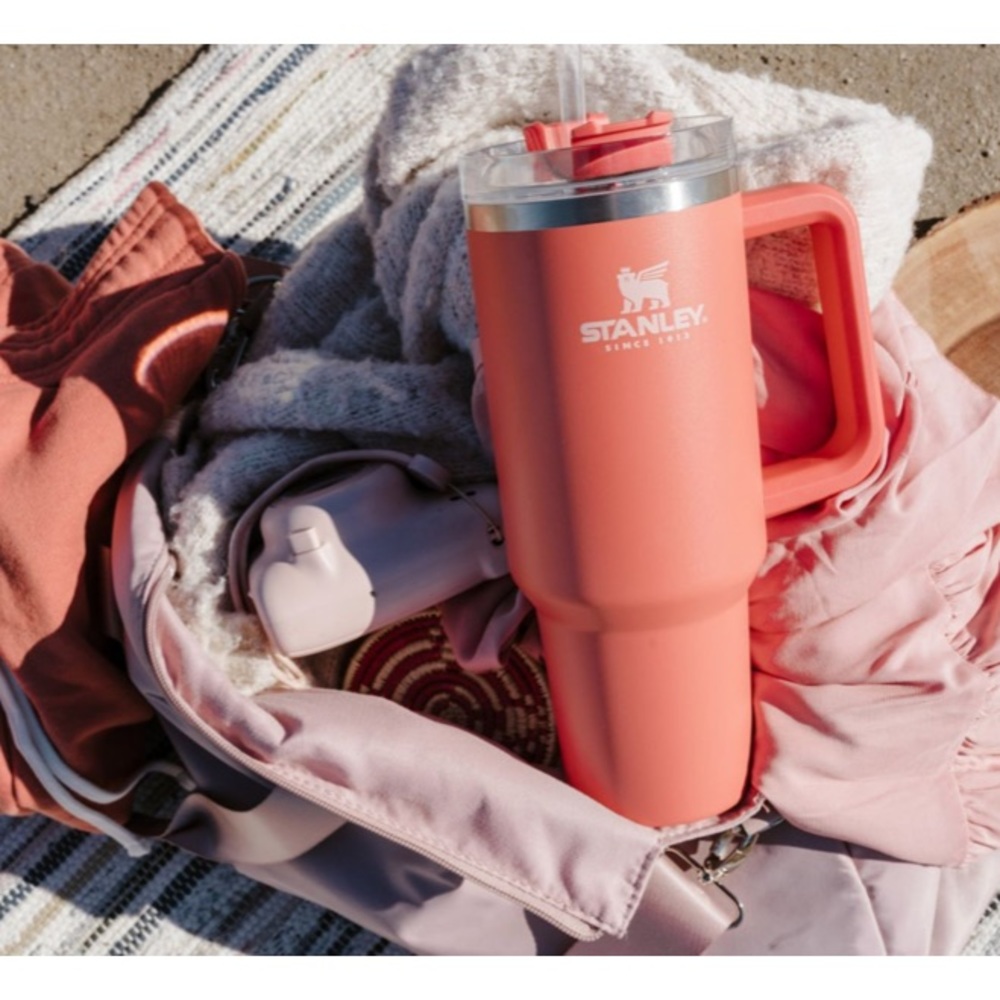 NWT Stanley 40 oz. Adventure Quencher Tumbler